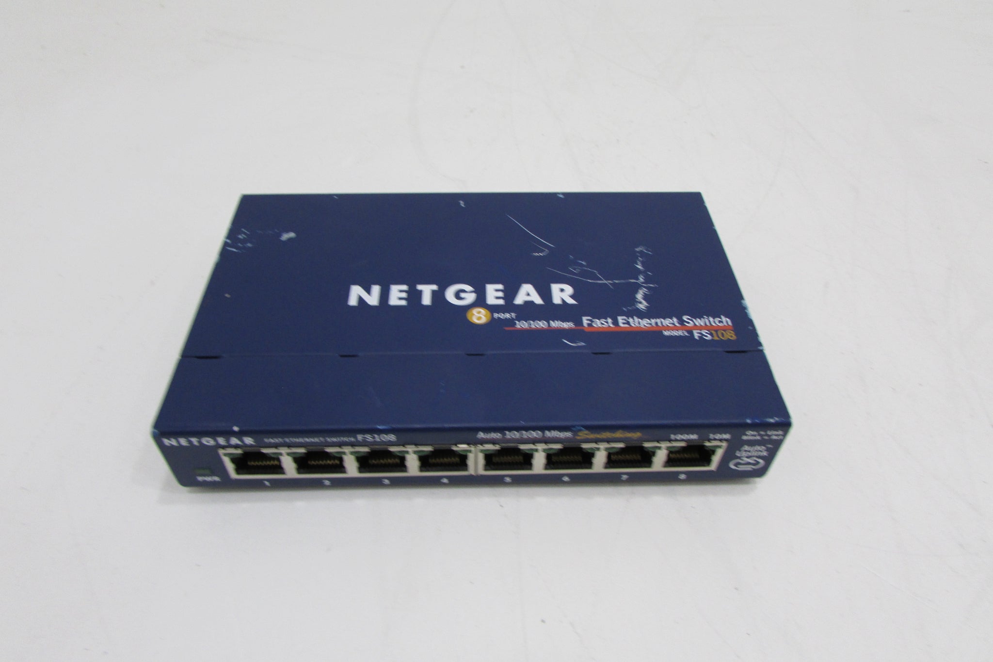 NETGEAR FS108 FAST ETHERNET 8-PORT SWITCH